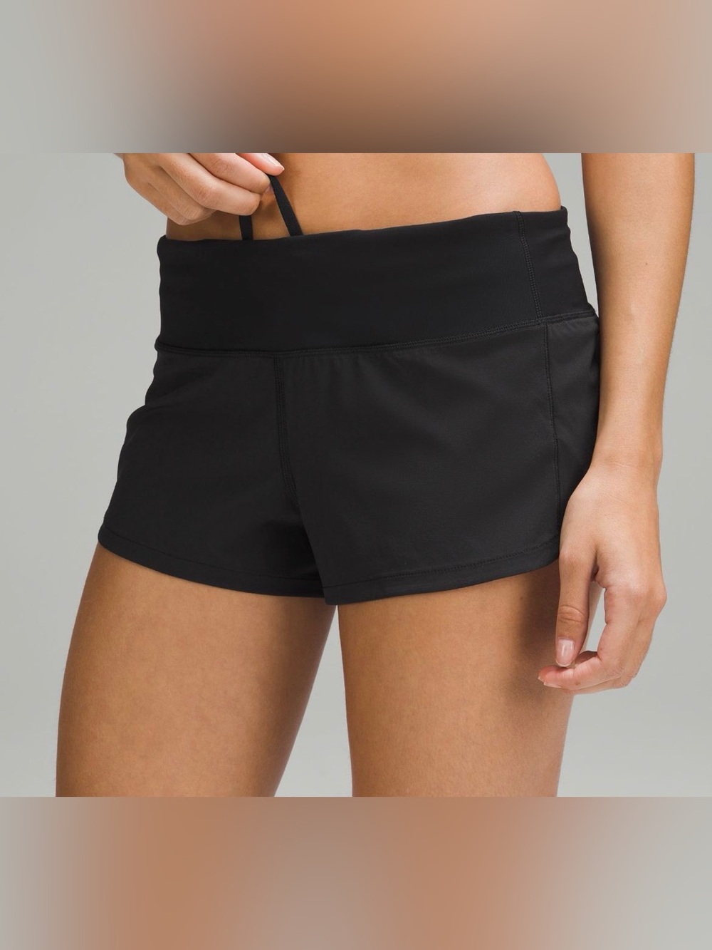 Lululemon Speed Up Short Low Rise 2.5” Black Size 8 Lined Black